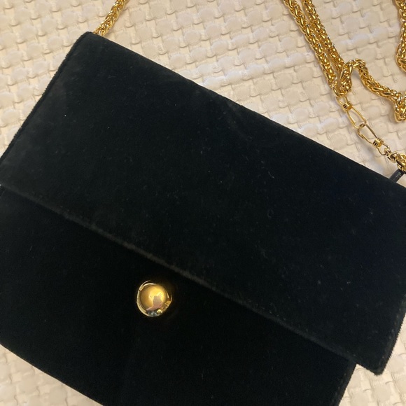 Velvet evening bag - Picture 2 of 5